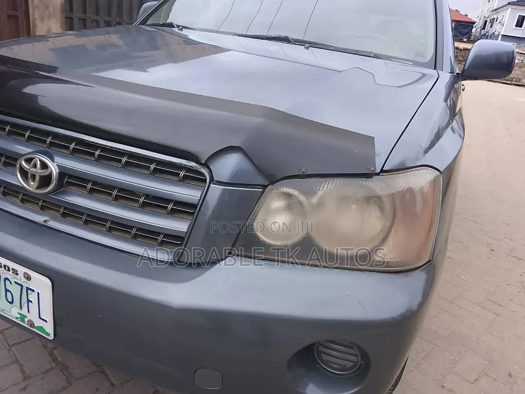 Toyota Highlander V6 AWD 2004 Blue