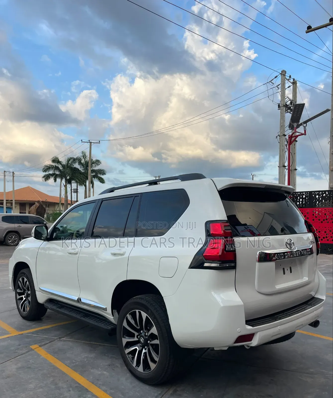 Toyota Land Cruiser Prado 2011 White