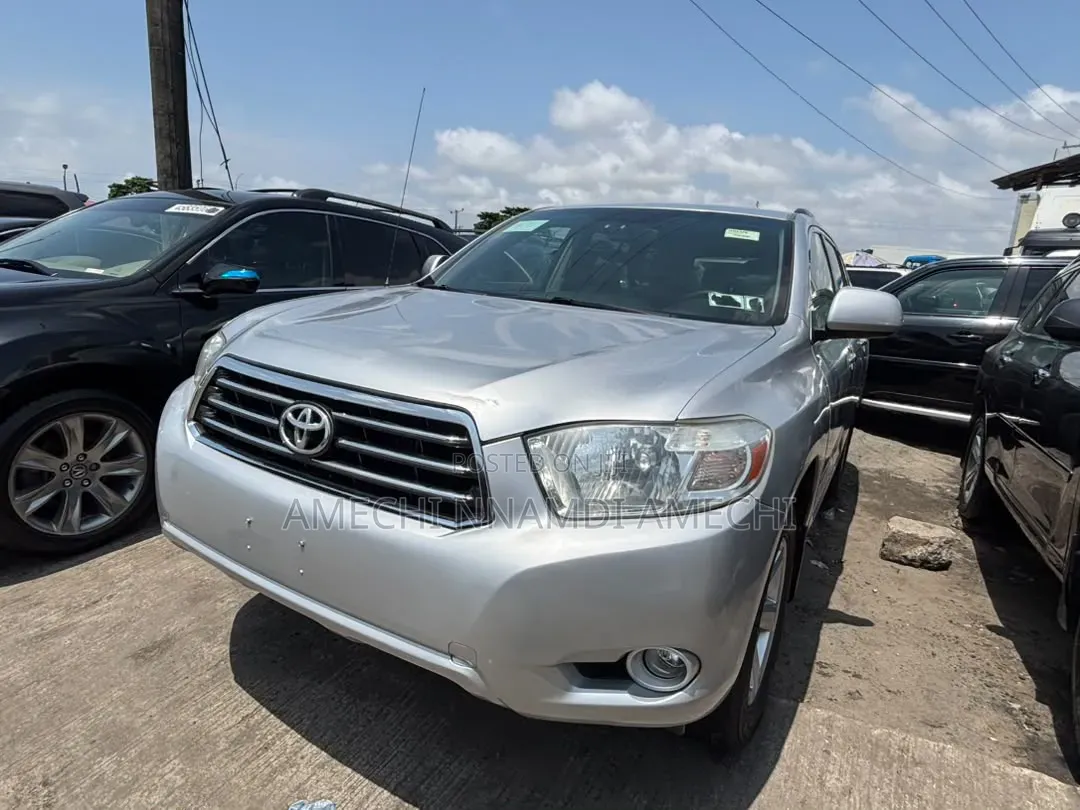 Toyota Highlander 2010 Silver