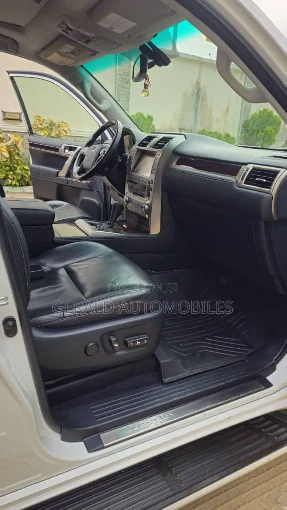 Lexus GX 460 Base 2015 White