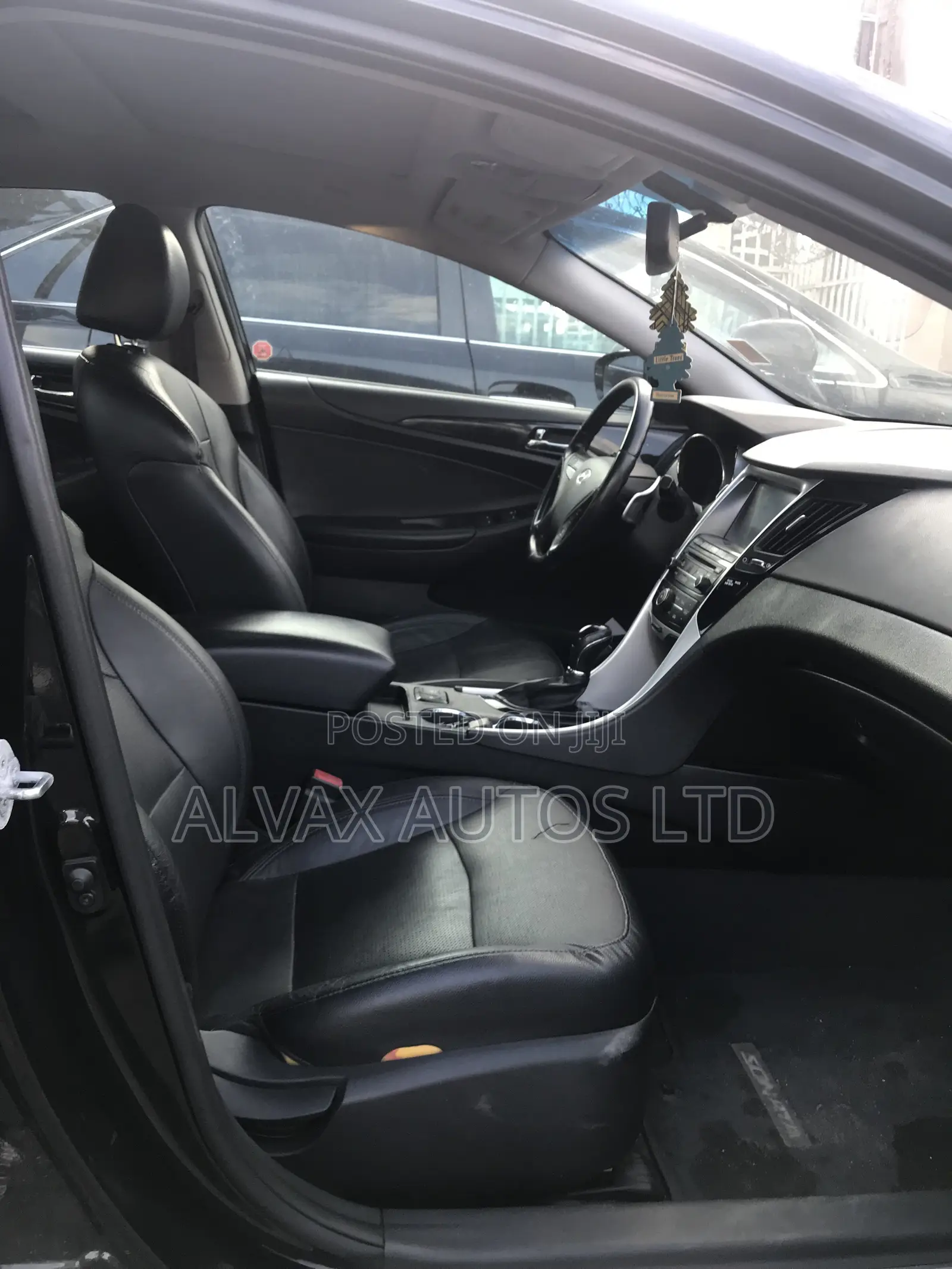 Hyundai Sonata Limited 2.0T Sedan (2.0L 4cyl 6A) 2013 Black