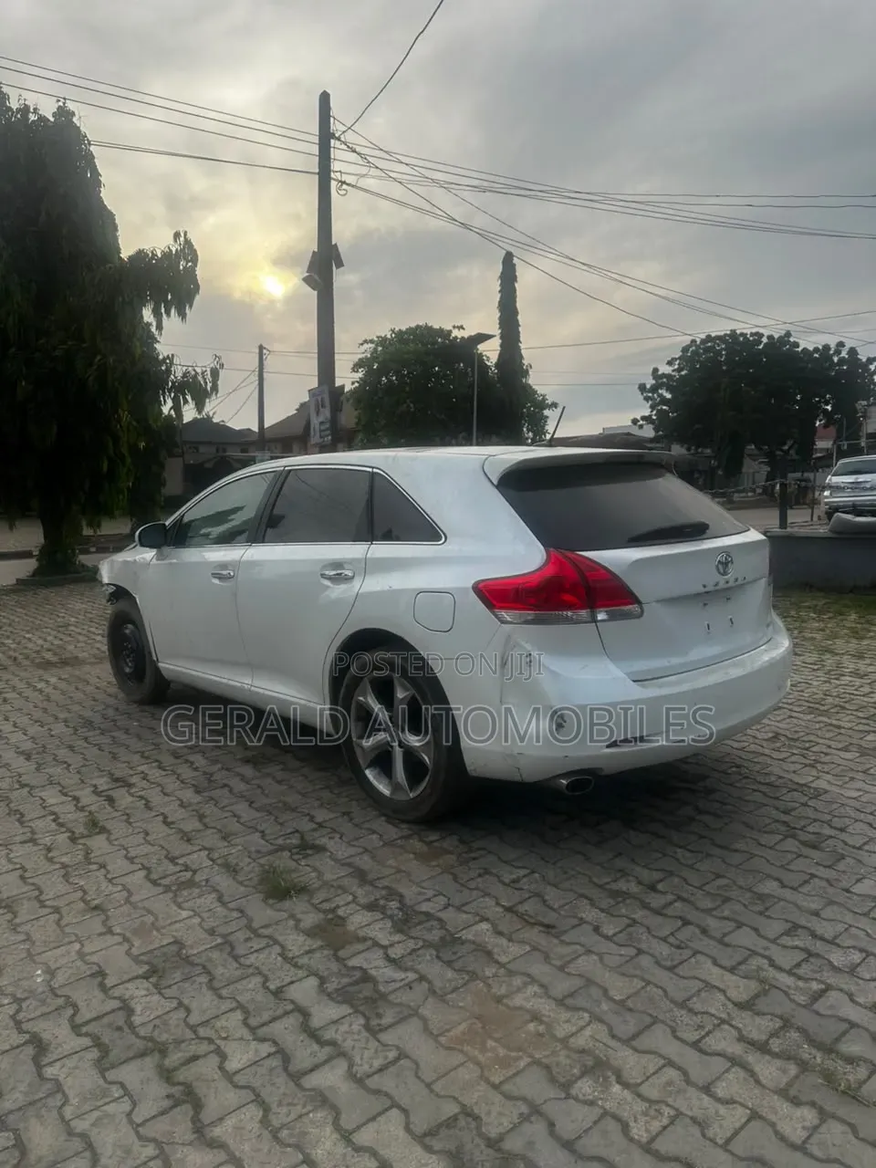 Toyota Venza Limited 2012 White