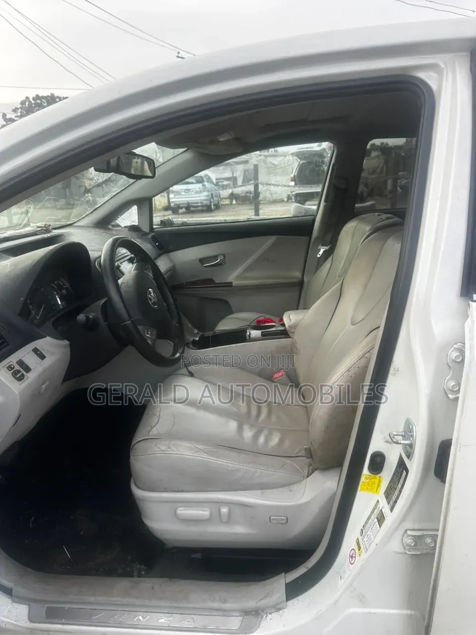 Toyota Venza Limited 2012 White