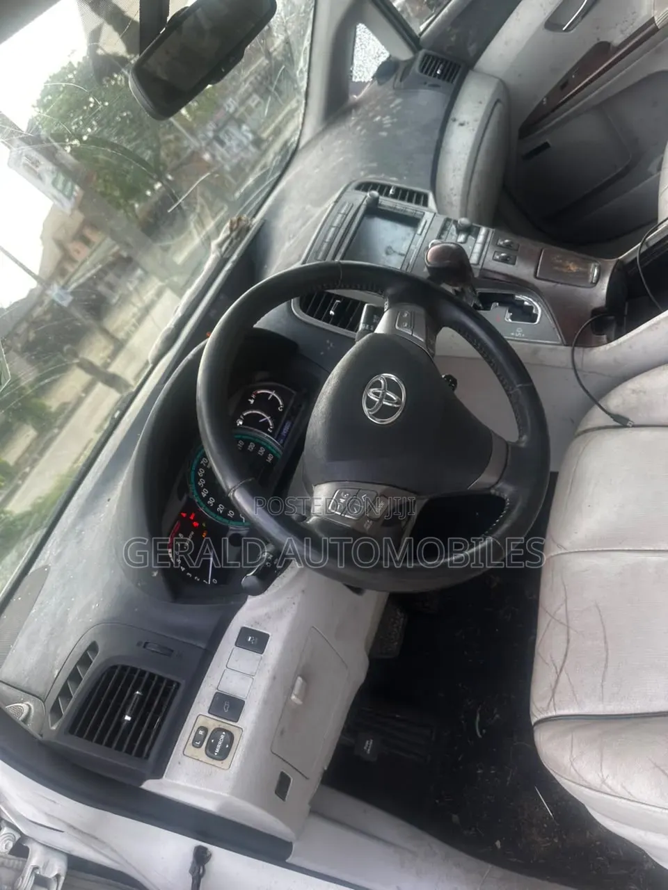 Toyota Venza Limited 2012 White