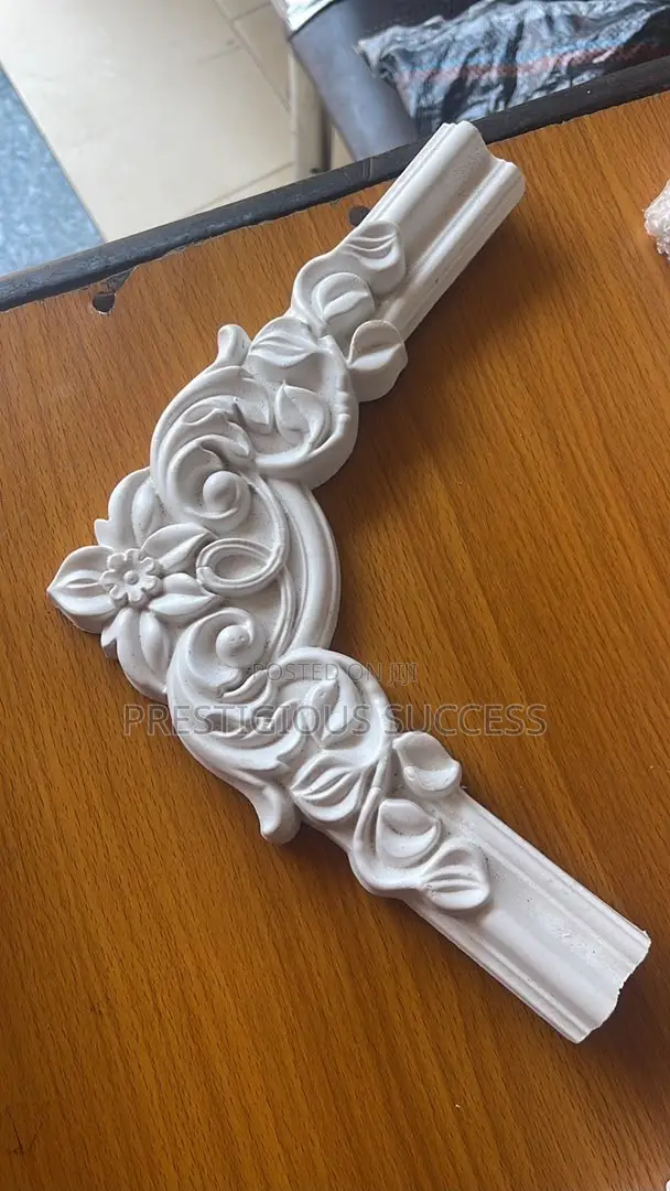 Cornice Corner