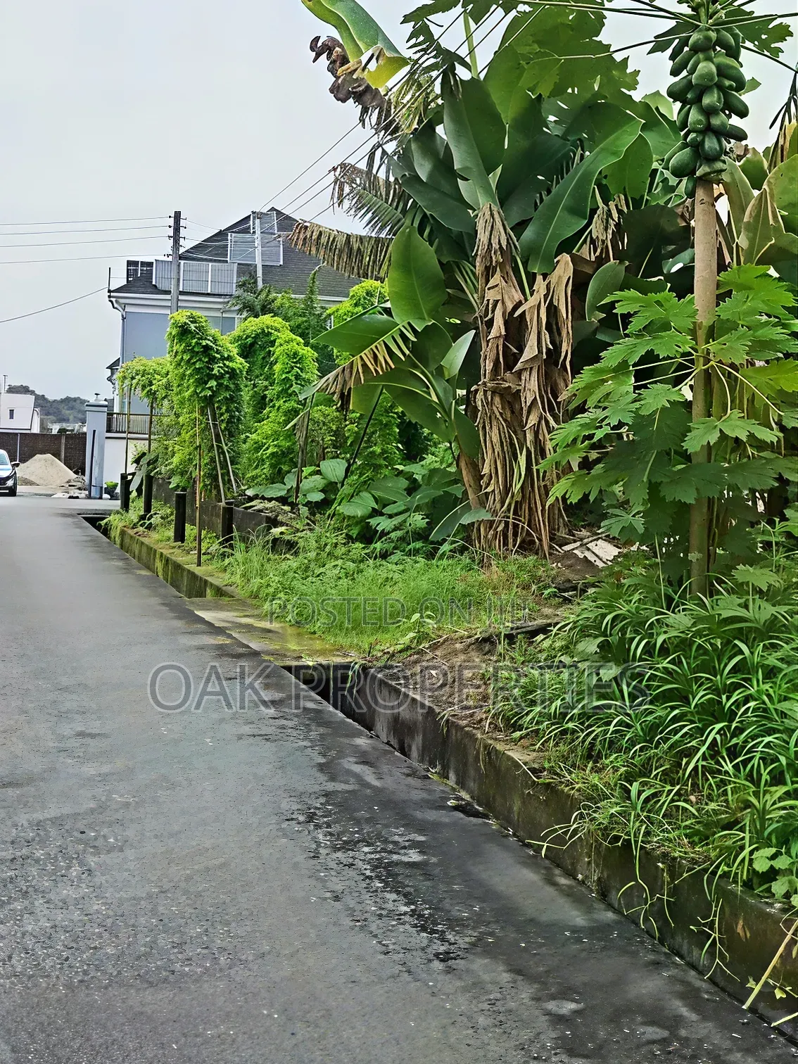 Cornerpiece 535sqm Land in an Estate With Tarred Road at Rukpakulusi