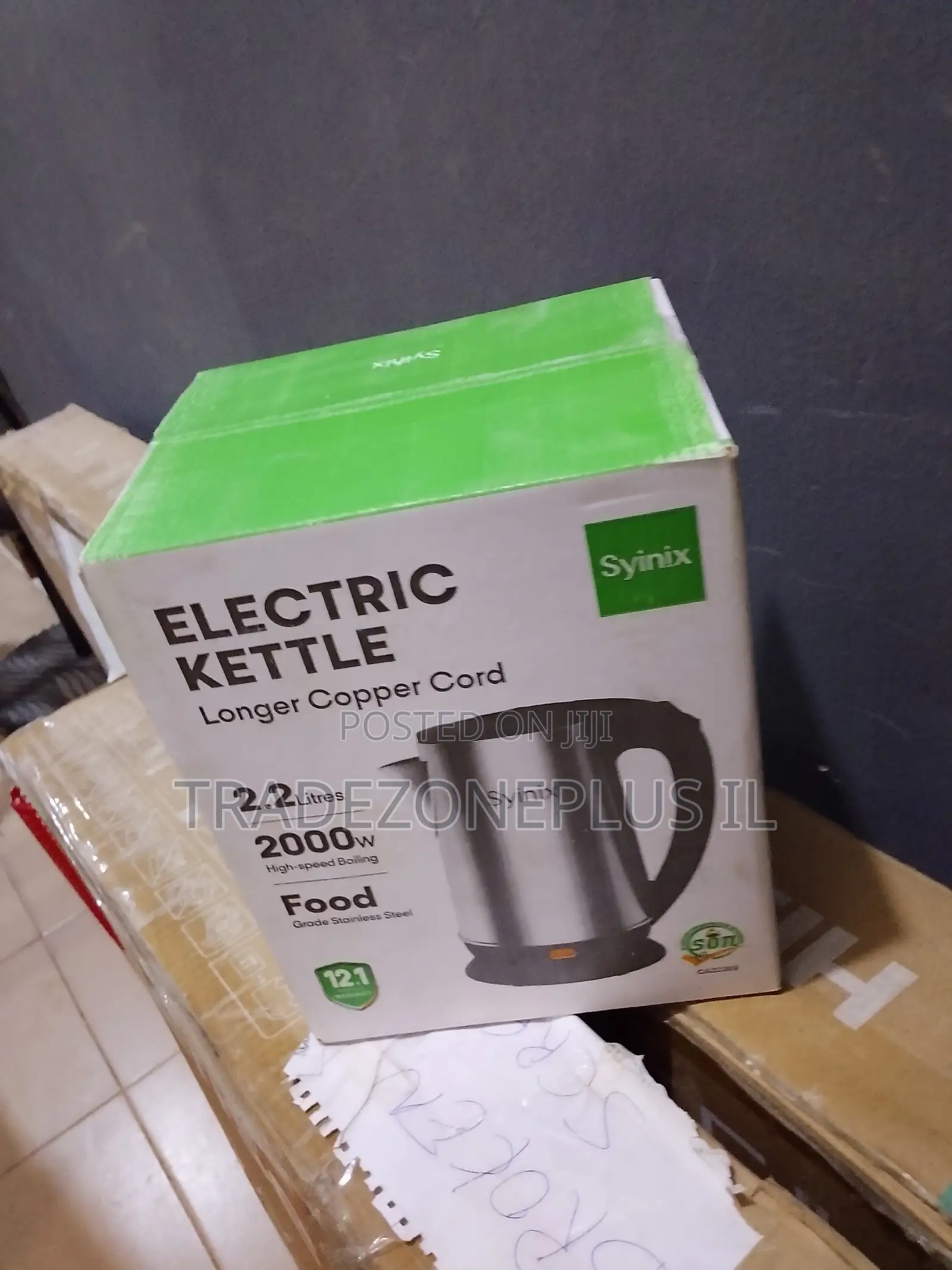 Synix High Power 2.2L Kettle With Longer Cord