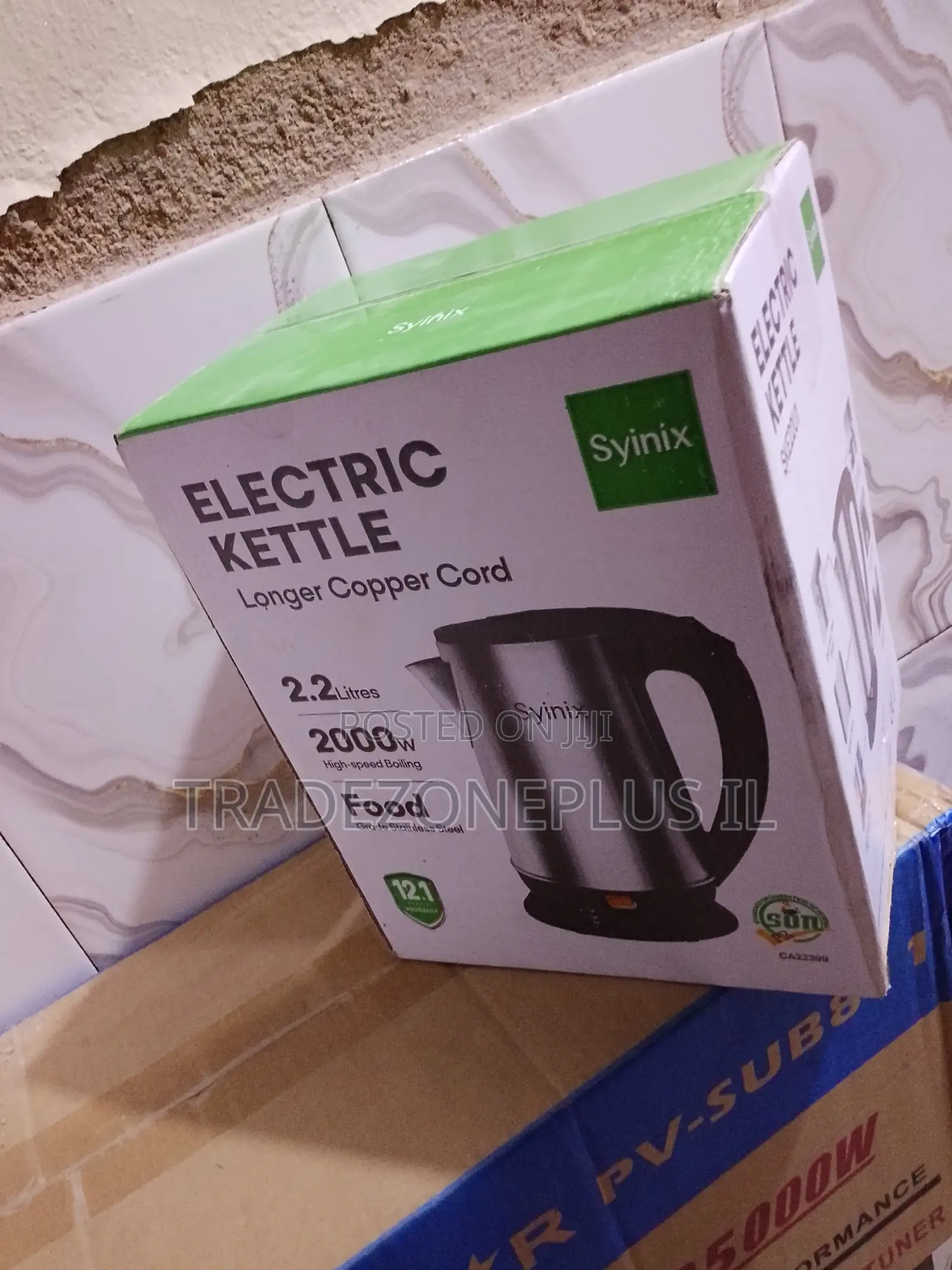Synix High Power 2.2L Kettle With Longer Cord