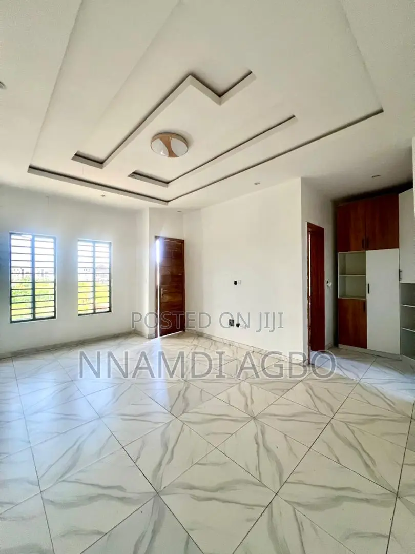 3bdrm Duplex in Lafiaji for rent