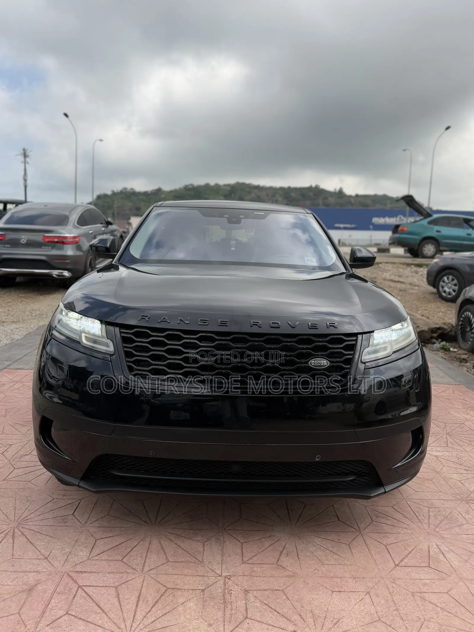 Rover Land 2019 Black