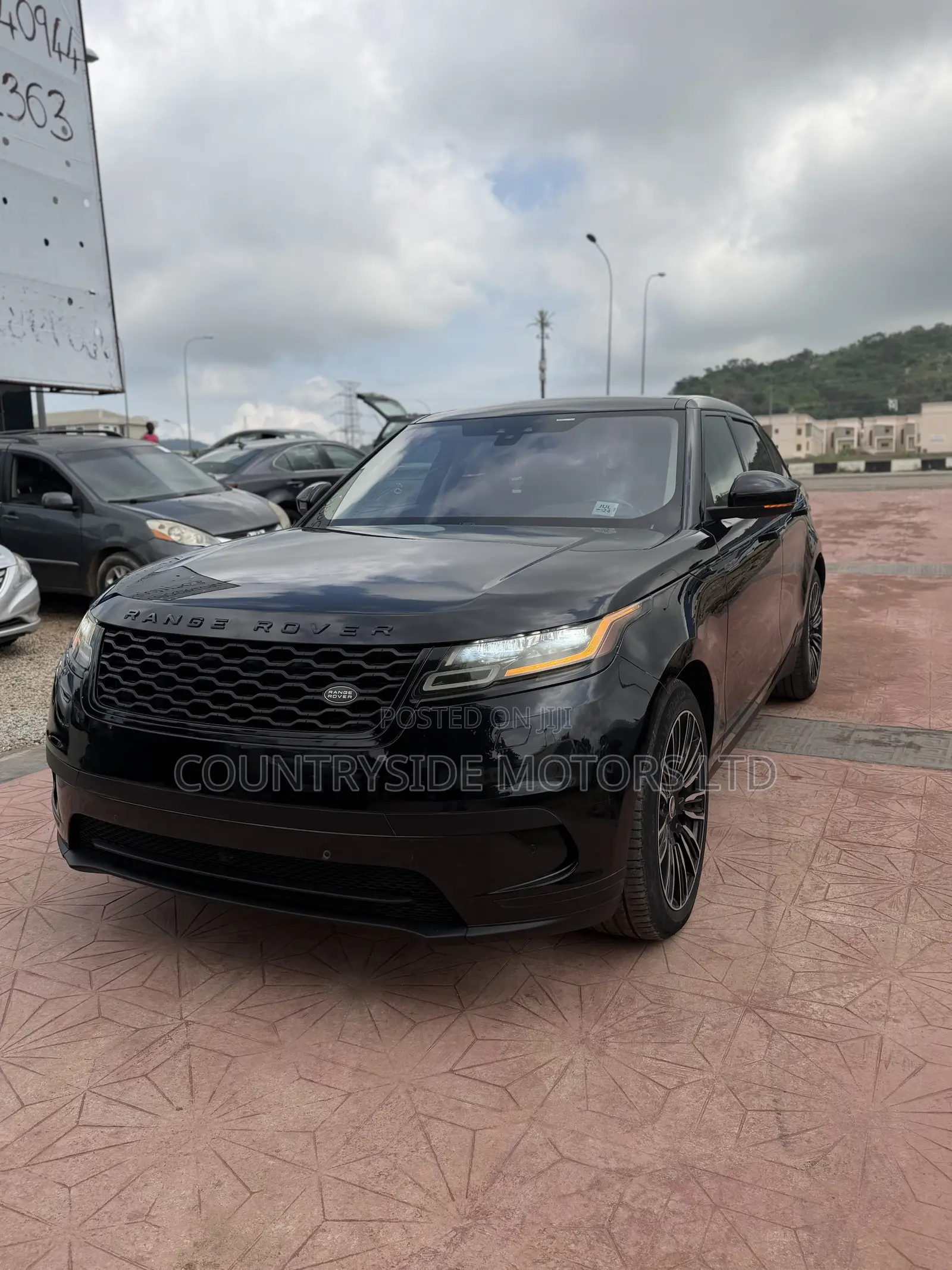 Rover Land 2019 Black