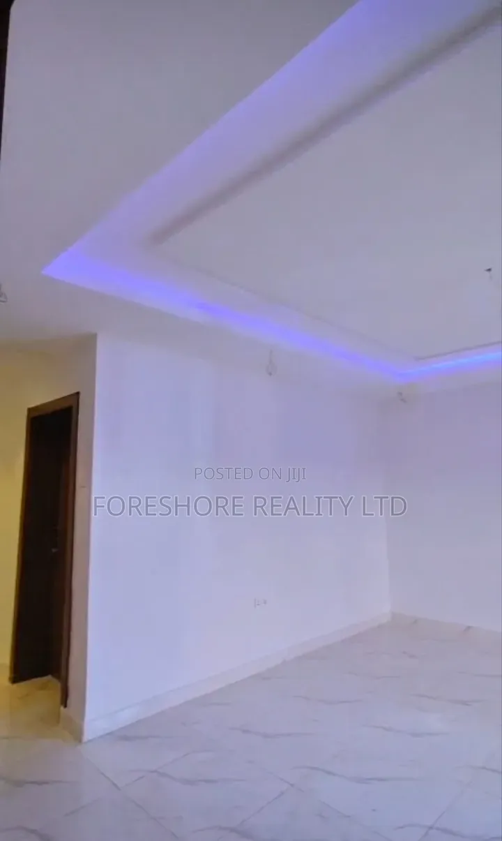 3bdrm Apartment in Off Toyin Street for rent