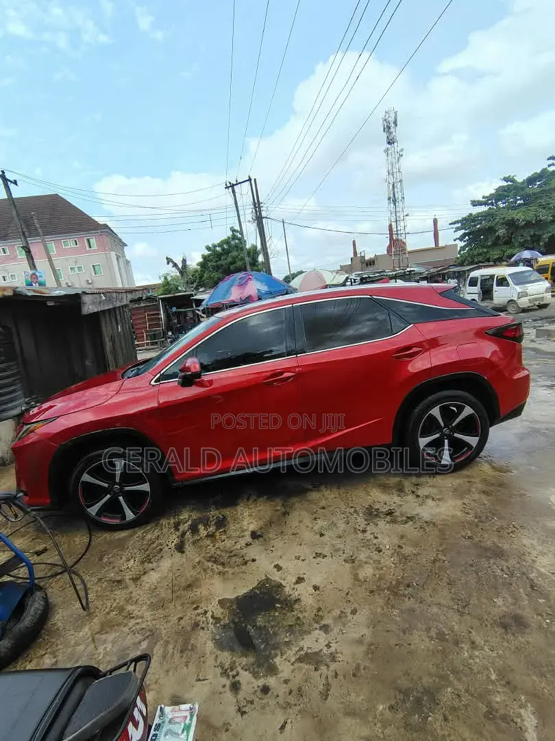 Lexus RX 350 FWD 2017 Red