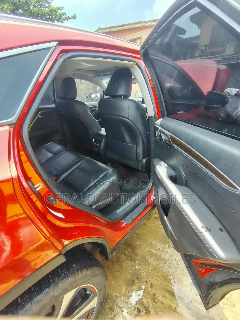 Lexus RX 350 FWD 2017 Red