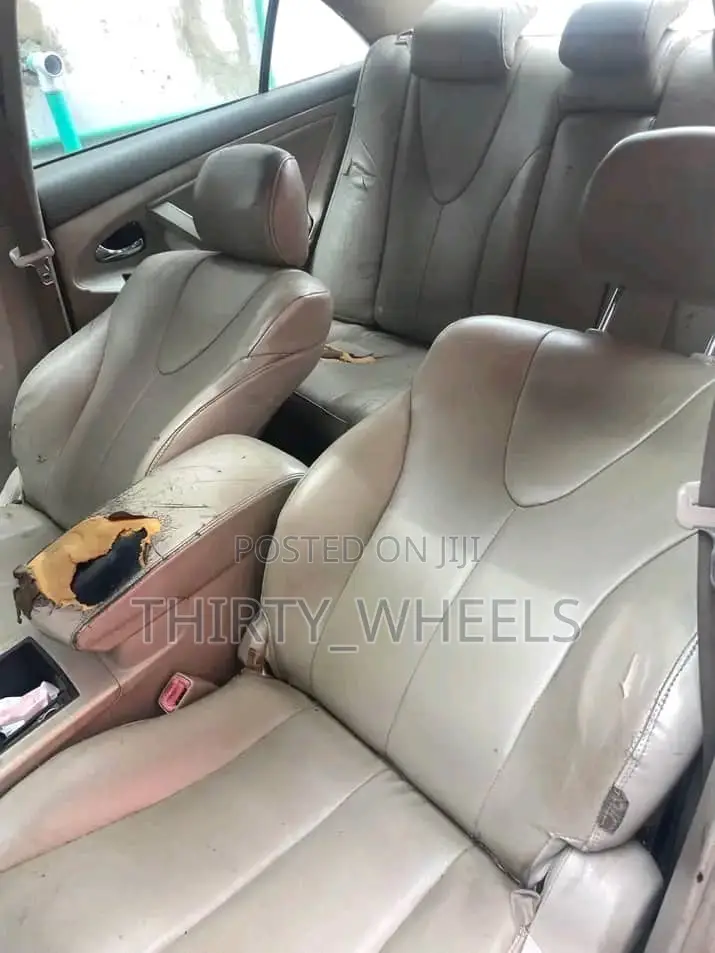 Toyota Camry 2009 Gray