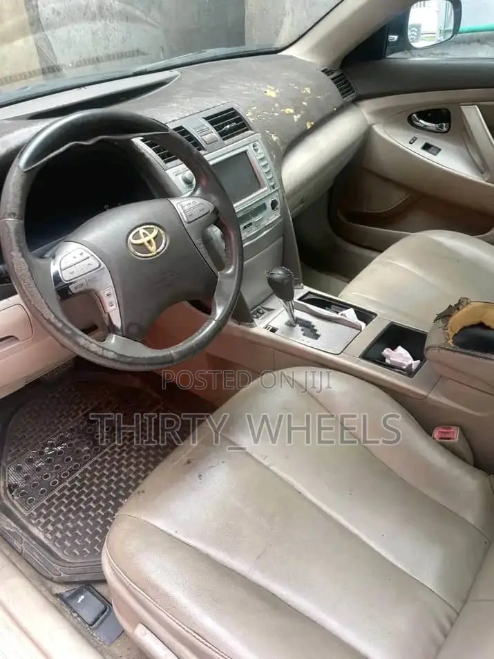 Toyota Camry 2009 Gray