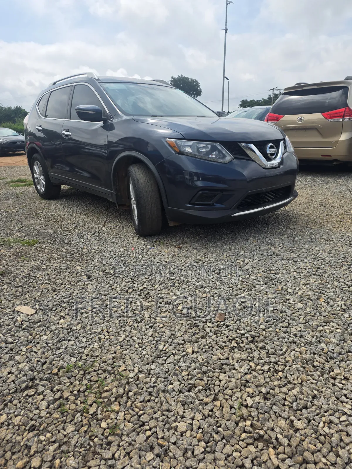 Nissan Rogue S 4dr SUV AWD (2.5L 4cyl CVT) 2015 Gray