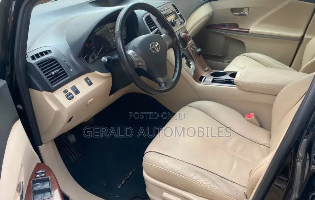 Toyota Venza V6 2010 Black