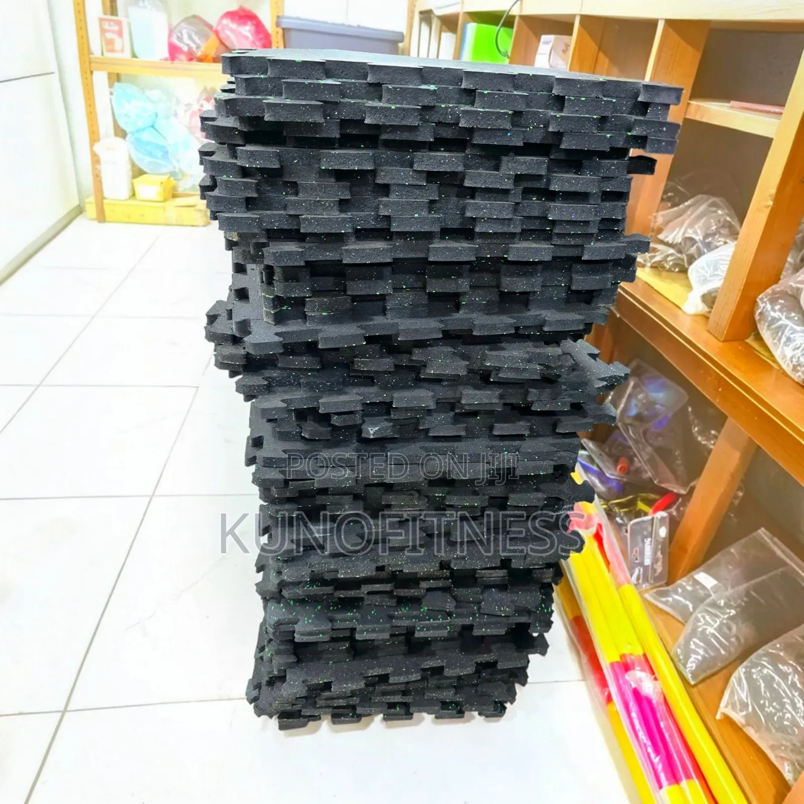 20mm Interlocking Rubber Pro Based Floor Tiles Gym Mat