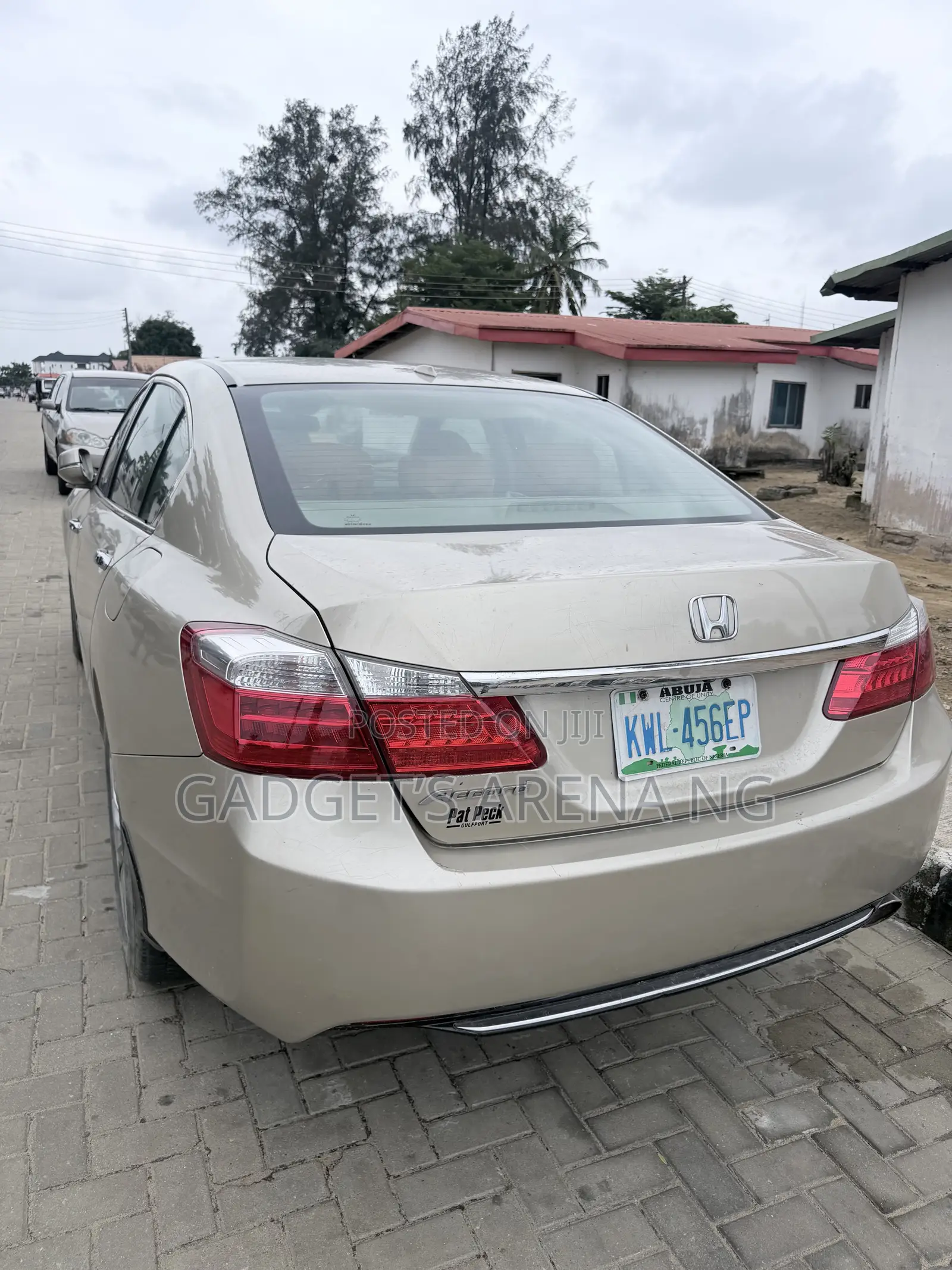 Honda Accord EX-L 4dr Sedan w/Navigation (2.4L 4cyl CVT) 2014 Gold