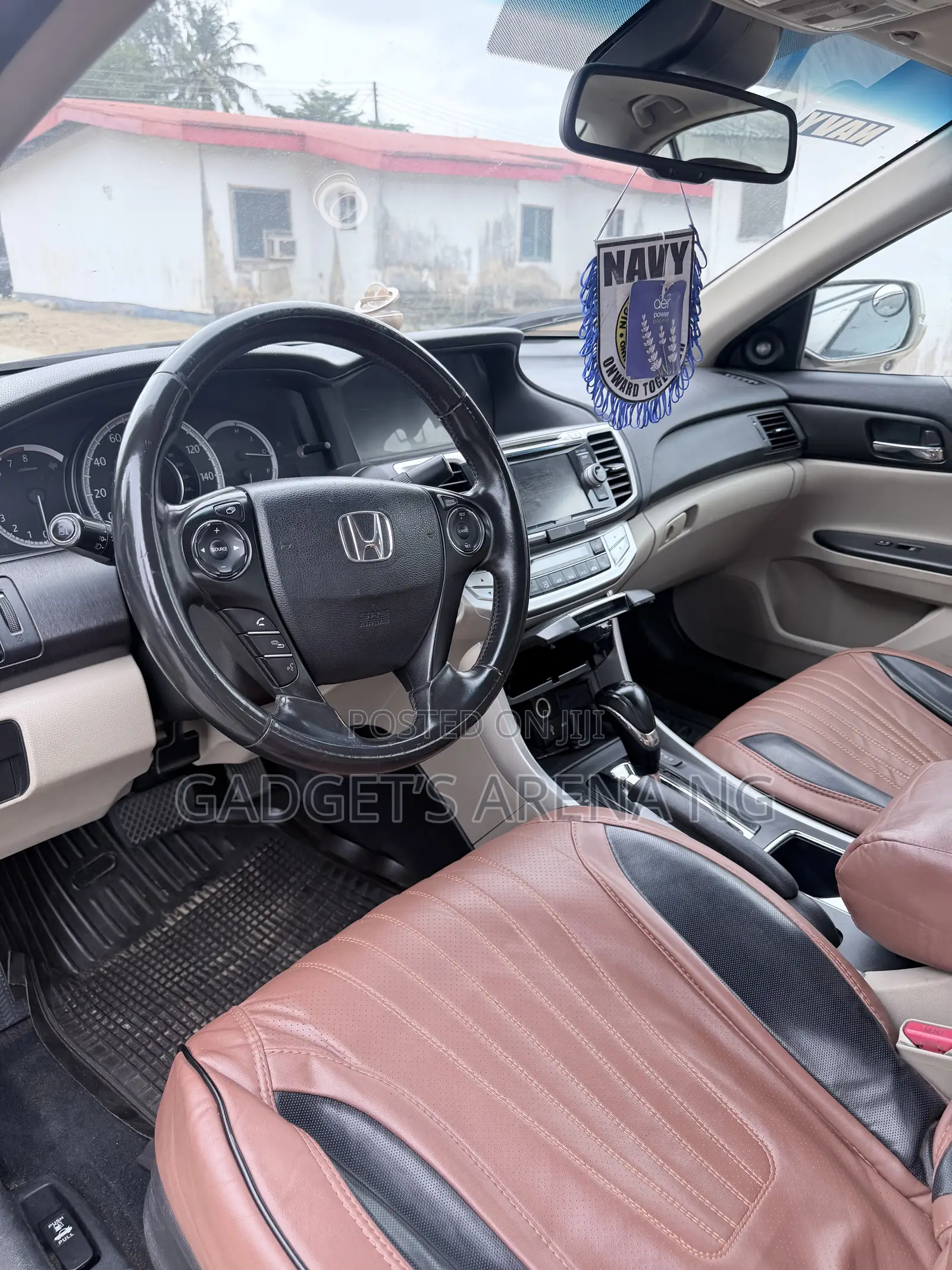 Honda Accord EX-L 4dr Sedan w/Navigation (2.4L 4cyl CVT) 2014 Gold