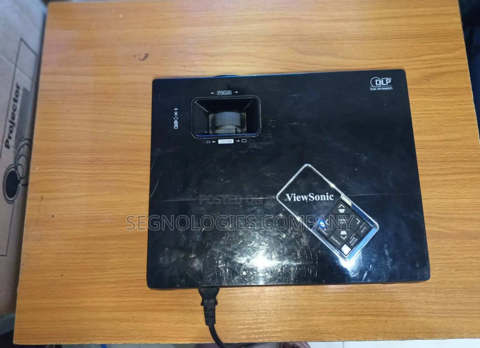 ViewSonic PJD5126 2700 Lumens Portable SVGA DLP Projector