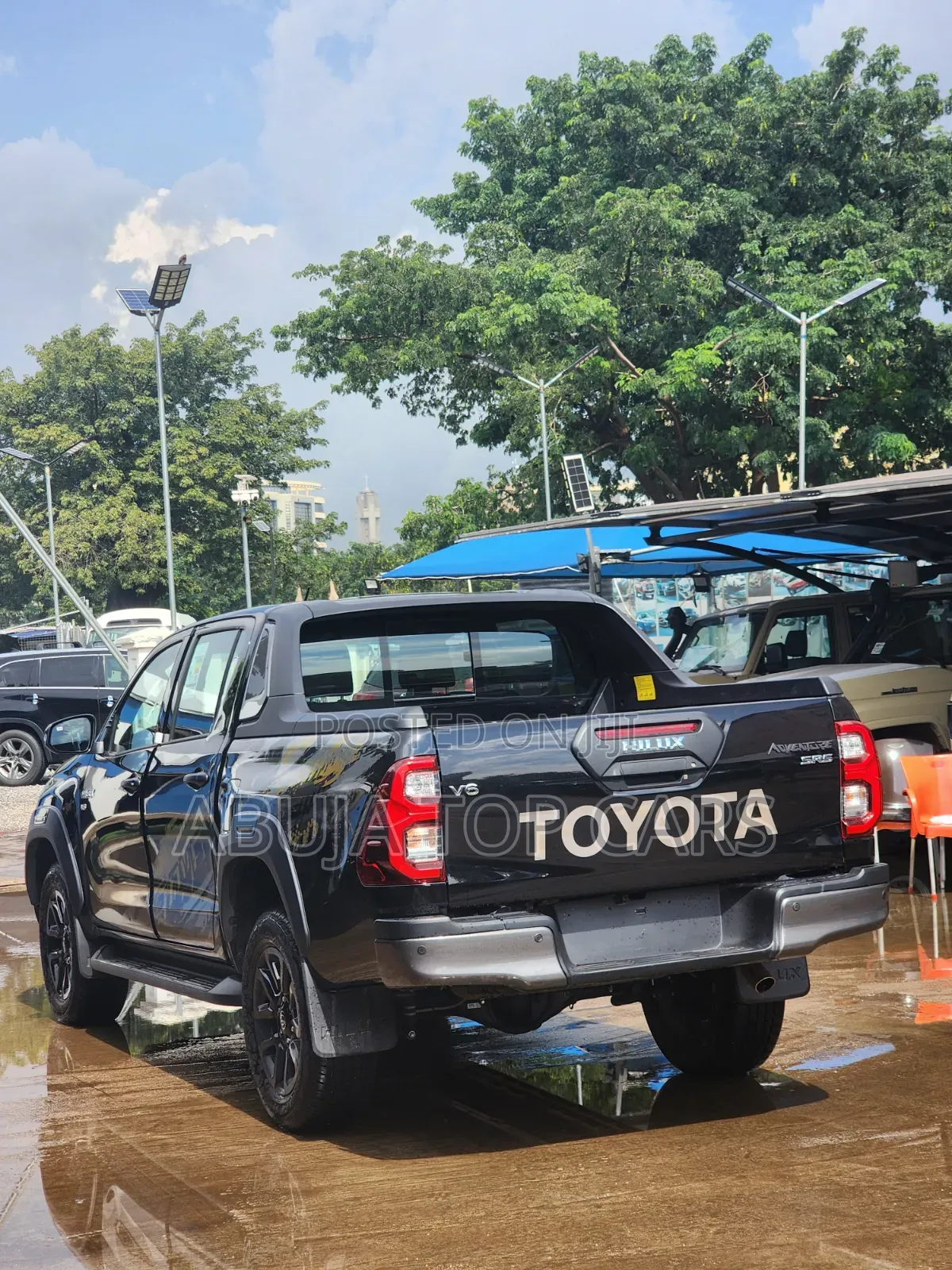 New Toyota Hilux 2026 Black