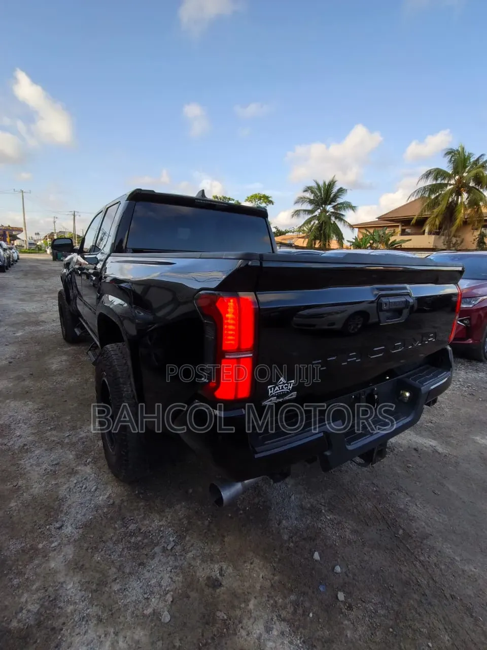 Toyota Tacoma SR Double Cab 4WD 5.0 ft. SB (Automatic) 2025 Black