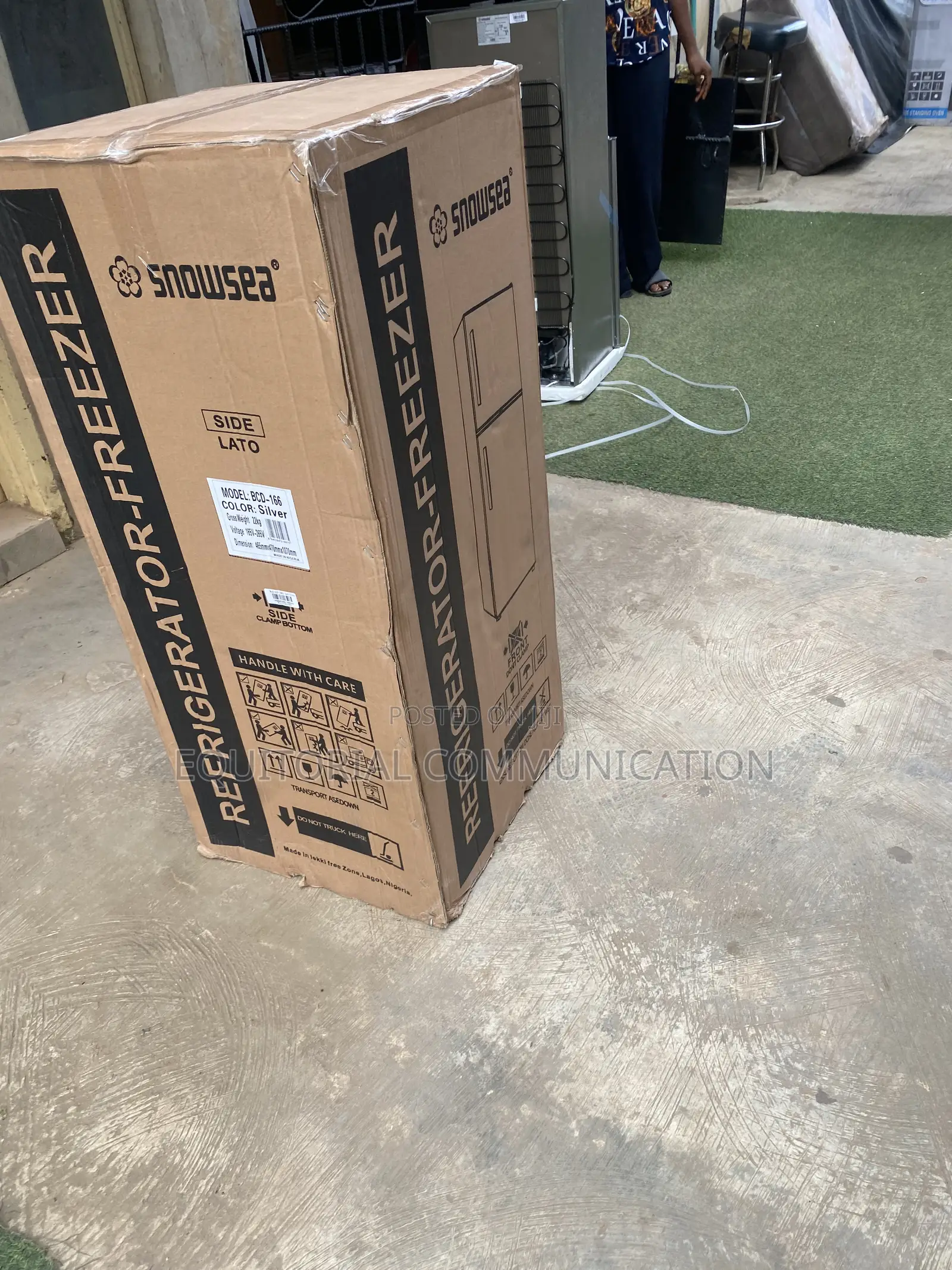 Snowsea BCD-166 120L Two-Compartment Double Door Refrigerator