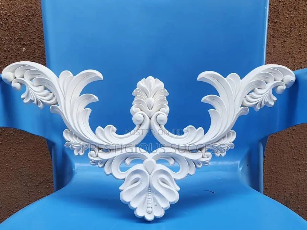 Cornice Ornament