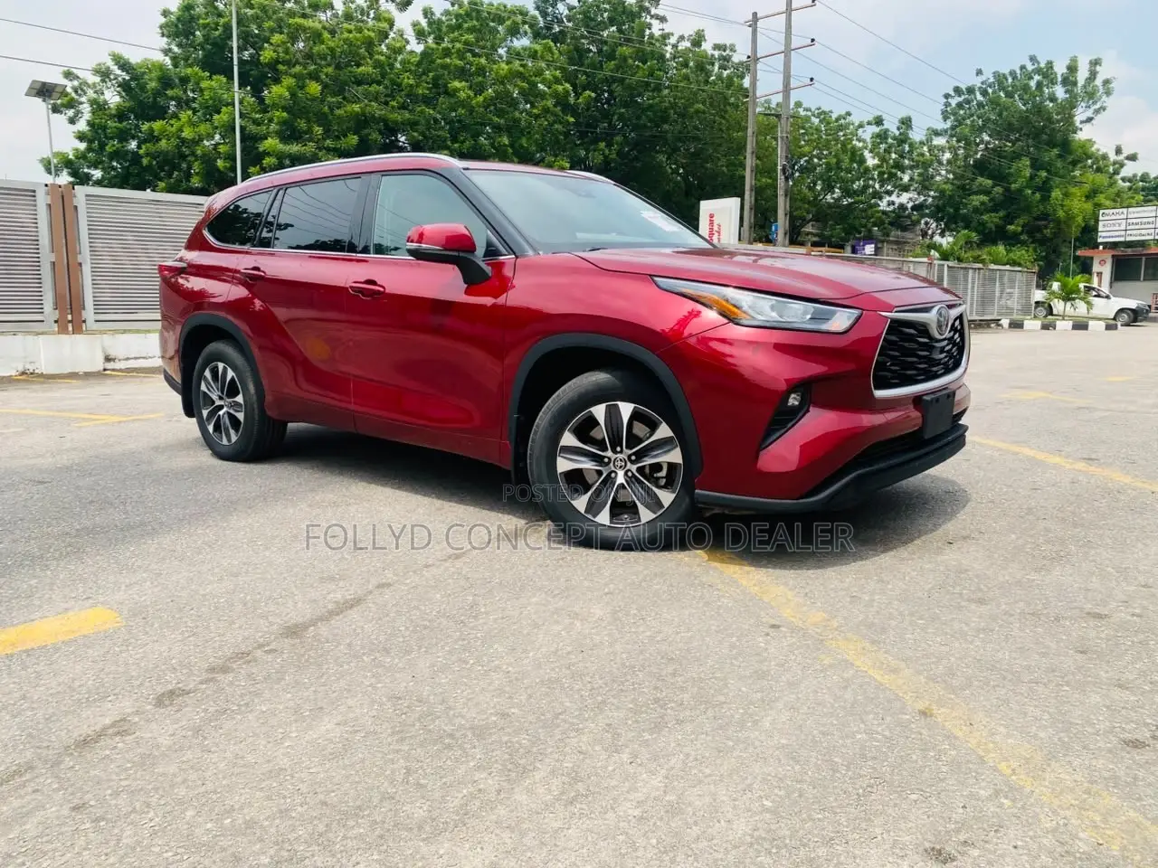 Toyota Highlander XLE AWD 2020 Red