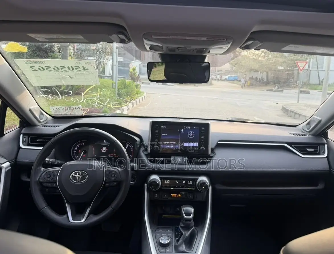Toyota RAV4 Limited AWD 2019 Black