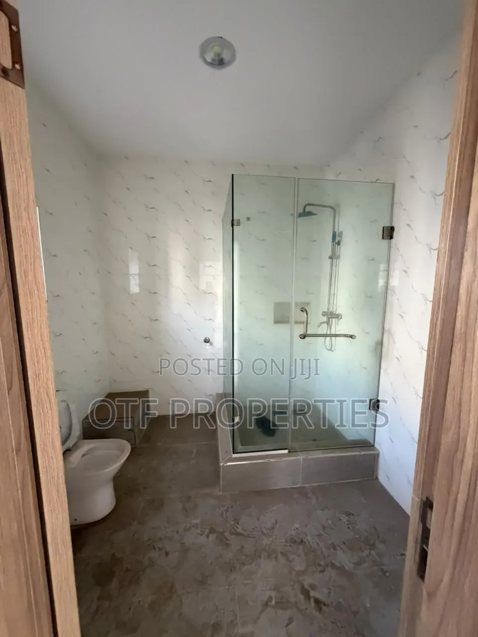 4bdrm Duplex in Lifecamp By Kado for rent
