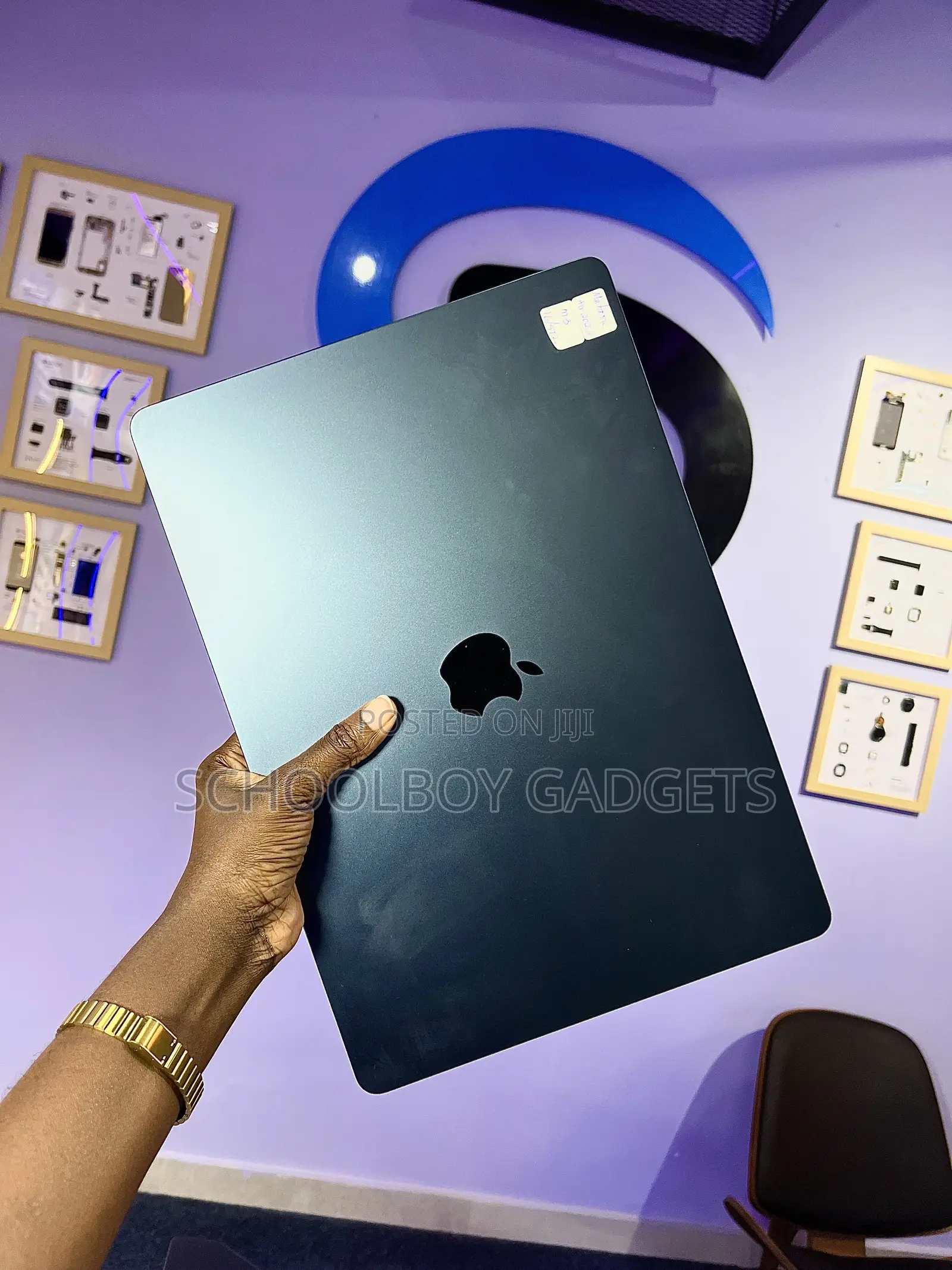 Laptop Apple MacBook Air 2024 M3 16GB Apple M3 SSD 512GB
