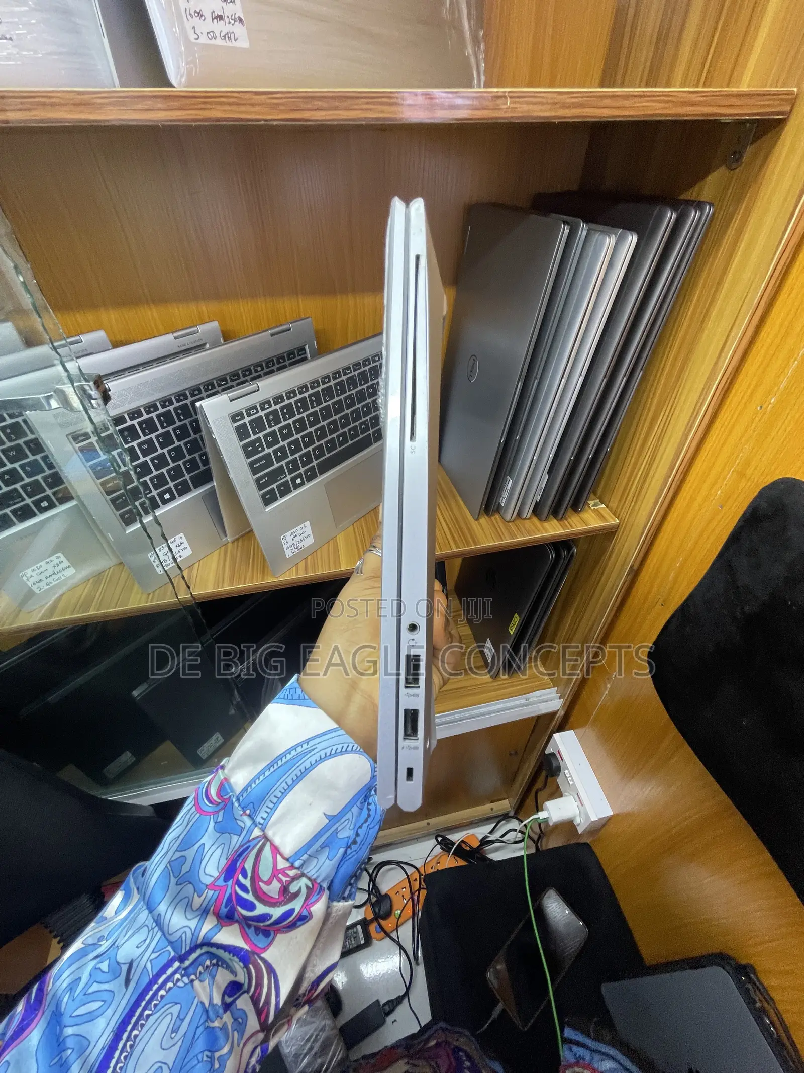 Laptop HP EliteBook 830 G8 16GB Intel Core i5 SSD 256GB