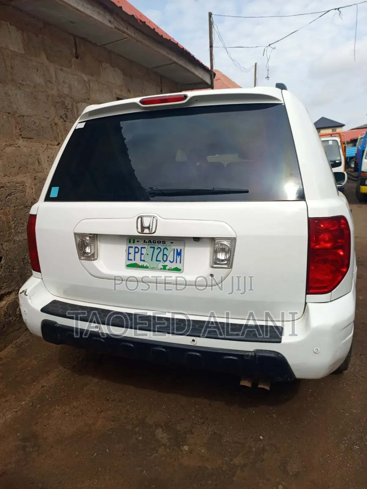 Honda Pilot 2004 White