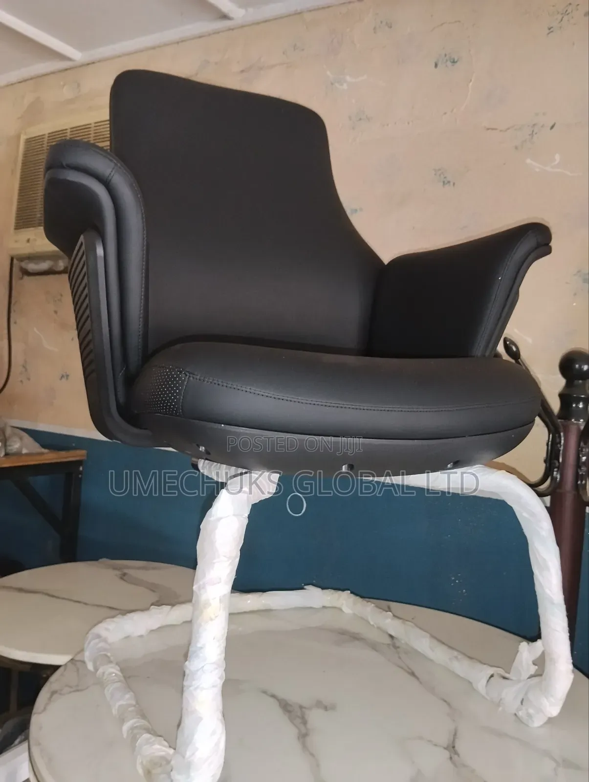 Executive Visitor's Office Chair