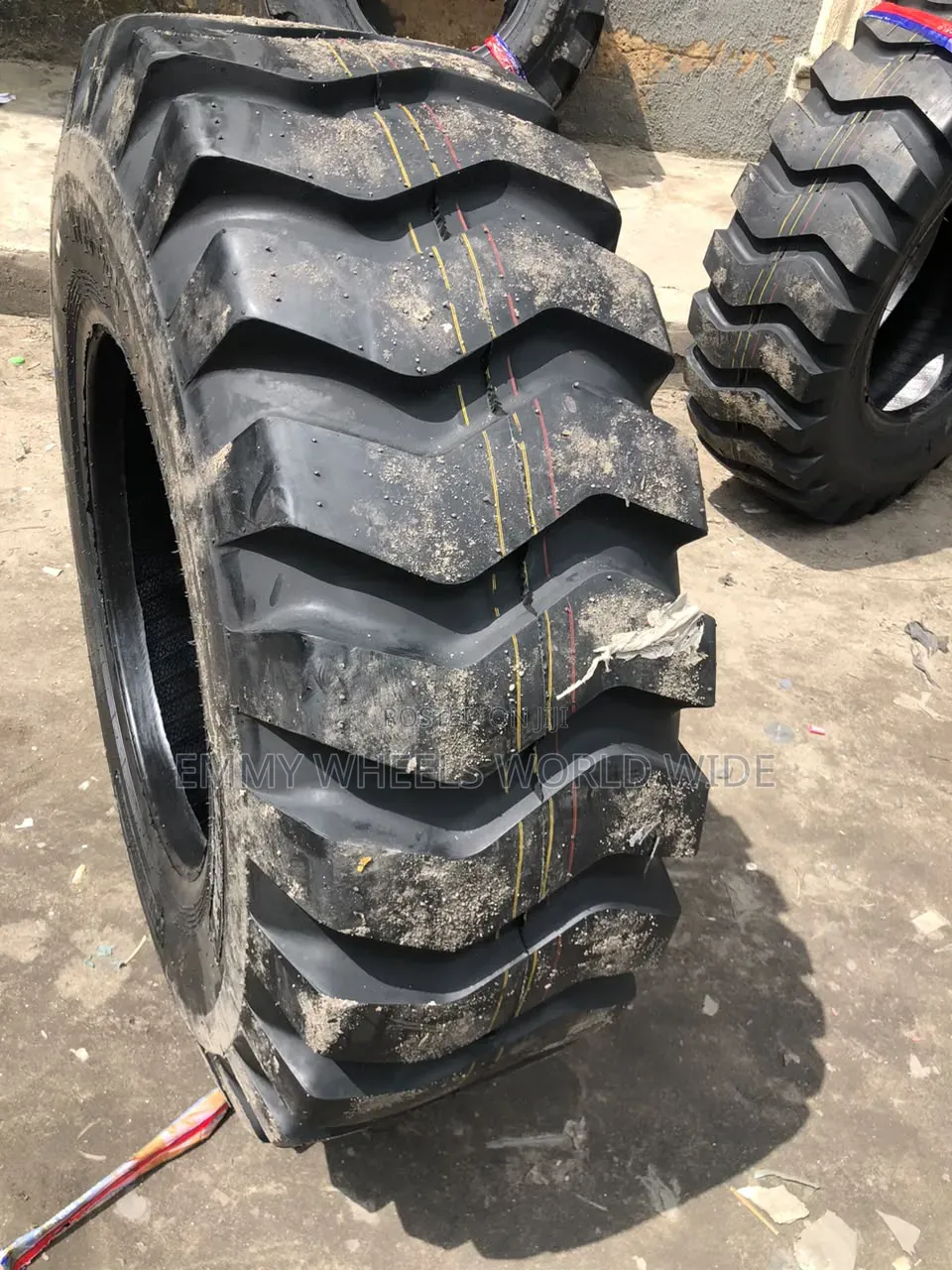17.5_25 for Heavy Duty Truck Available in Stock Rock Buster