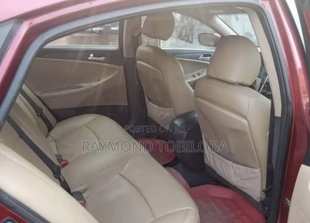 Hyundai Sonata 2012 Red
