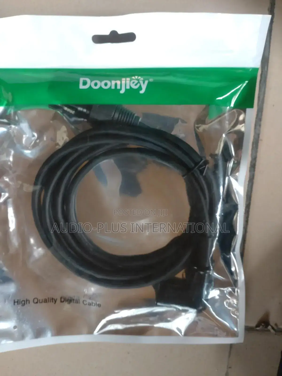 XLR Right Angle Male to Straight Female Cable. (2Meters)