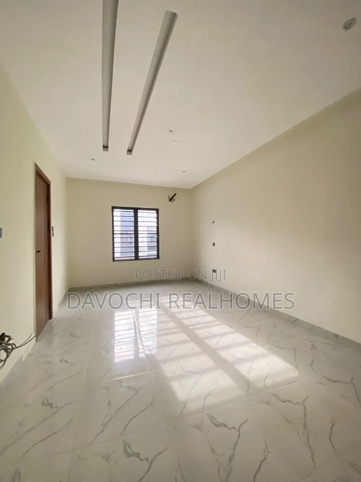 3bdrm Duplex in Sangotedo for sale