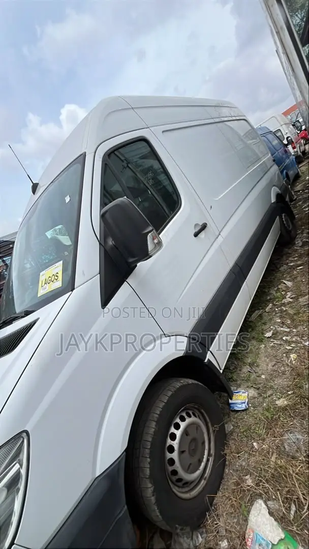 Mercedes-Benz Sprinter 2014 White