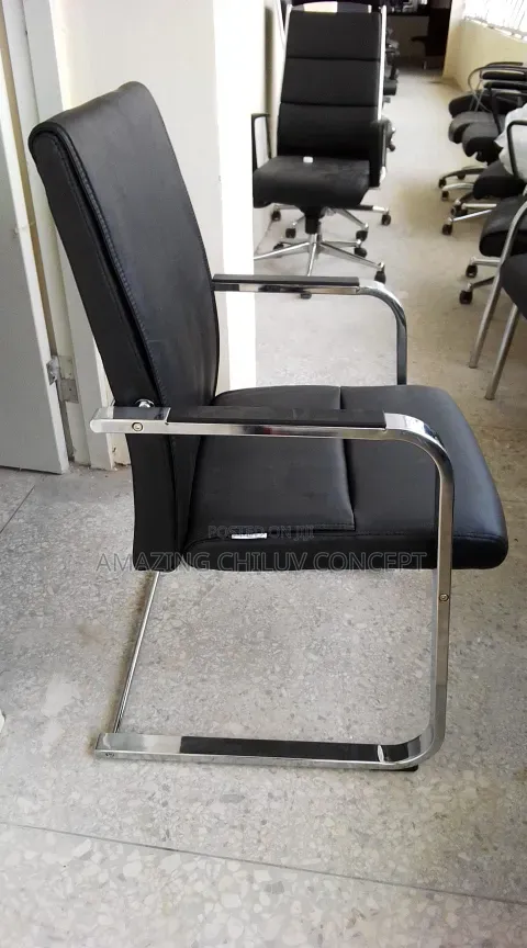 Modern Black Visitors Chair With Metal Frame