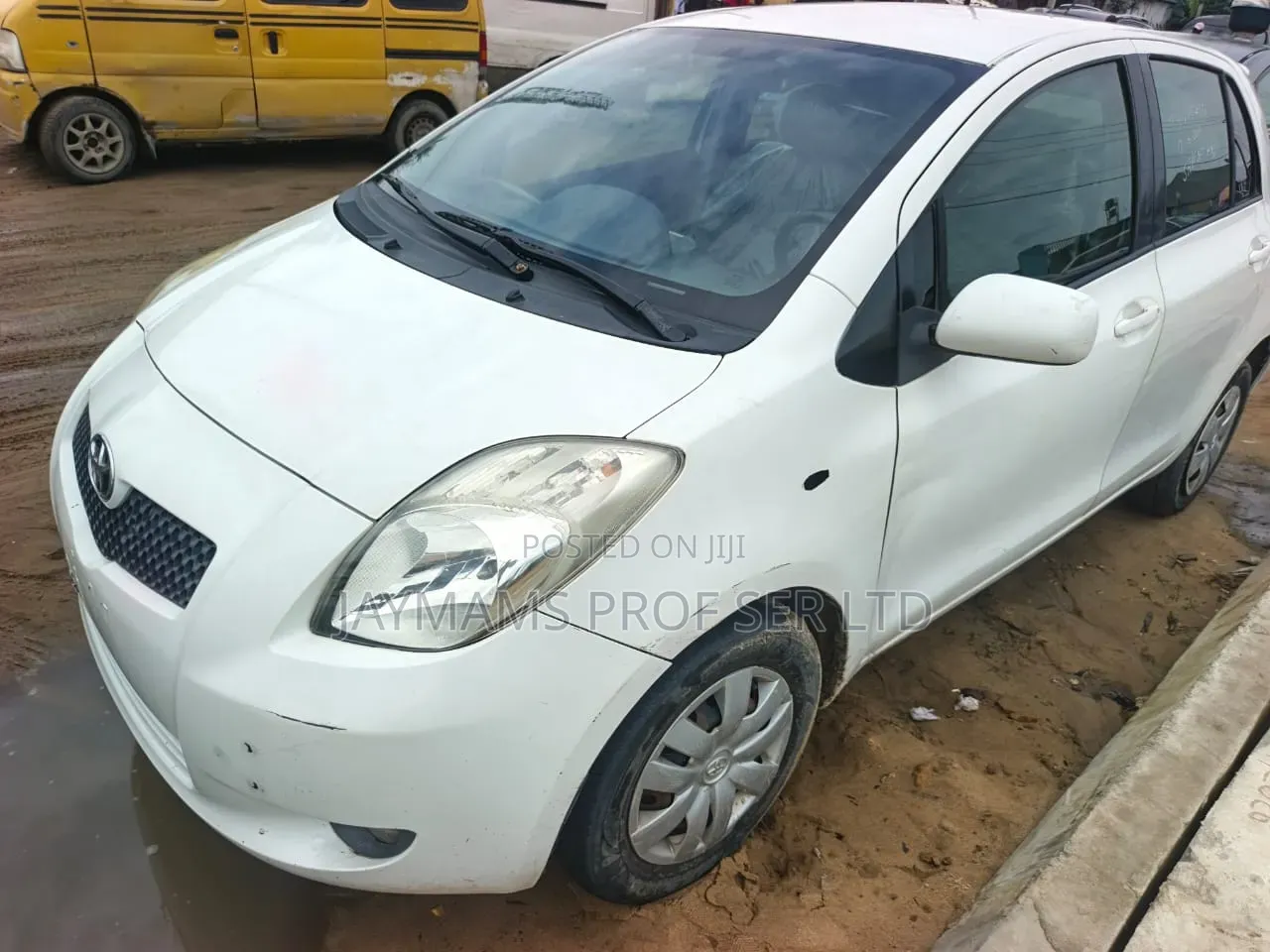 Toyota Yaris 1.3 VVT-i Automatic 2008 White