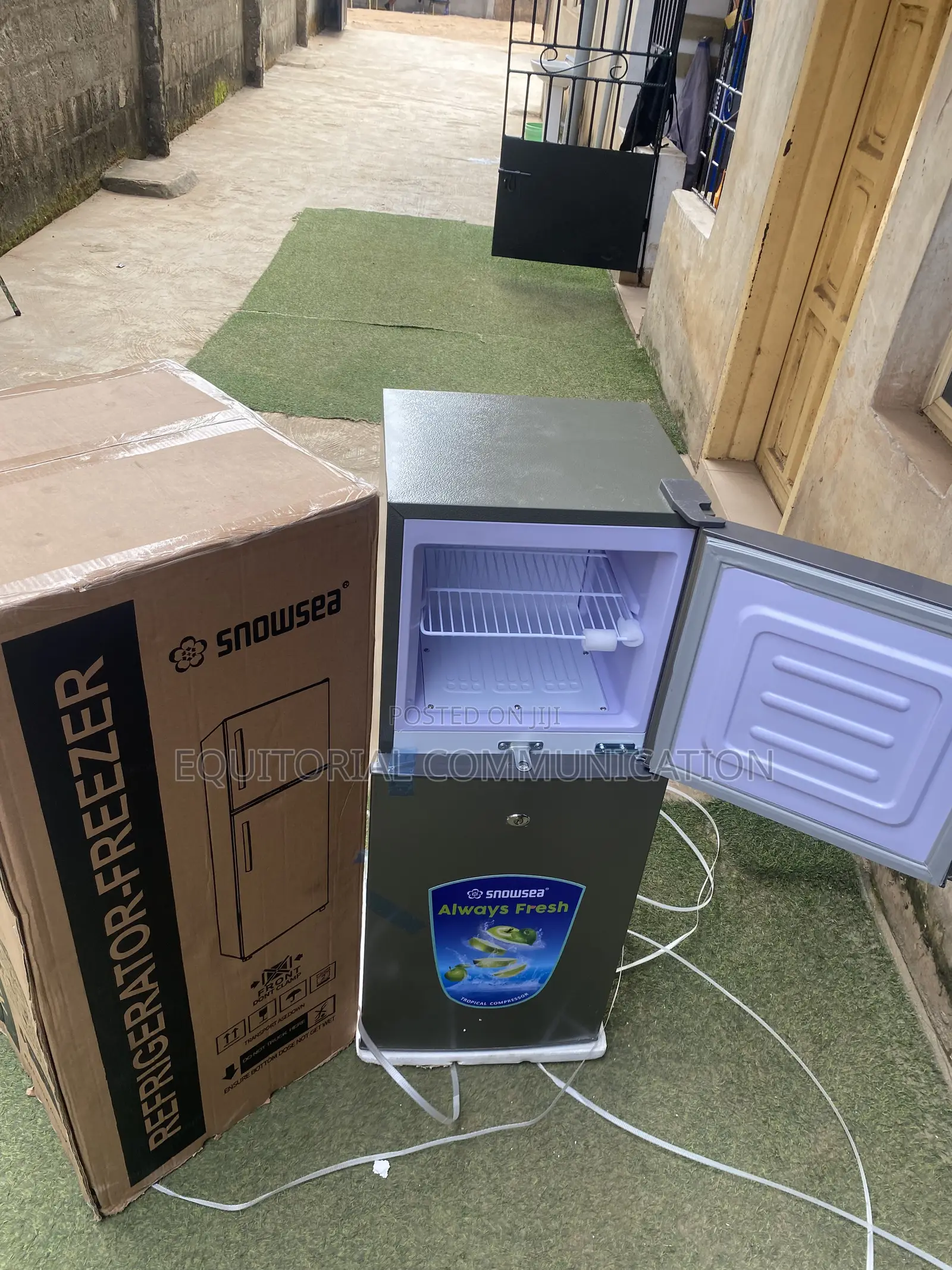 Snowsea BCD-166 120L Double Door Fridge for Family Essentials