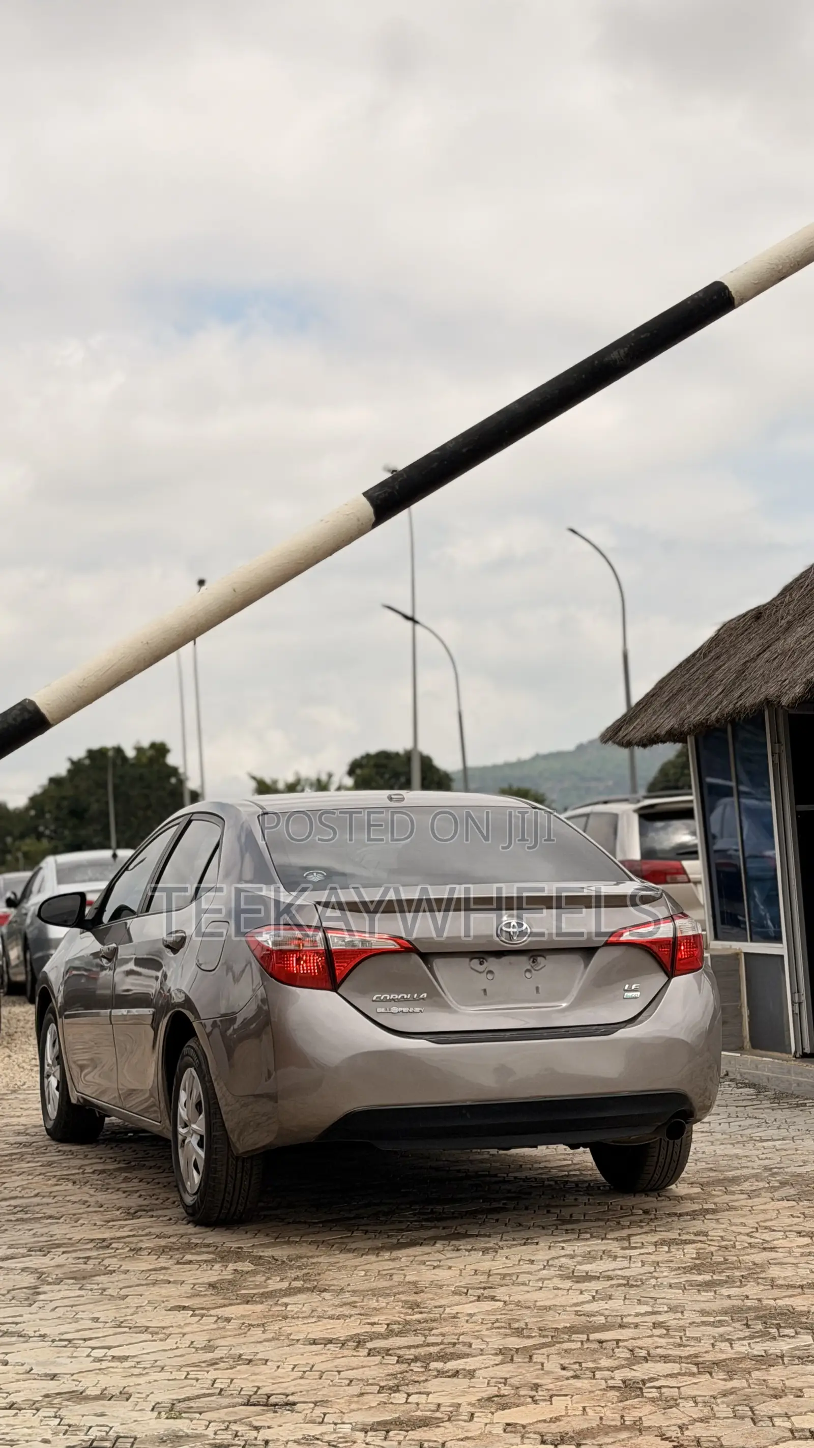 Toyota Corolla LE Eco 4dr Sedan (1.8L 4cyl CVT) 2016 Gray