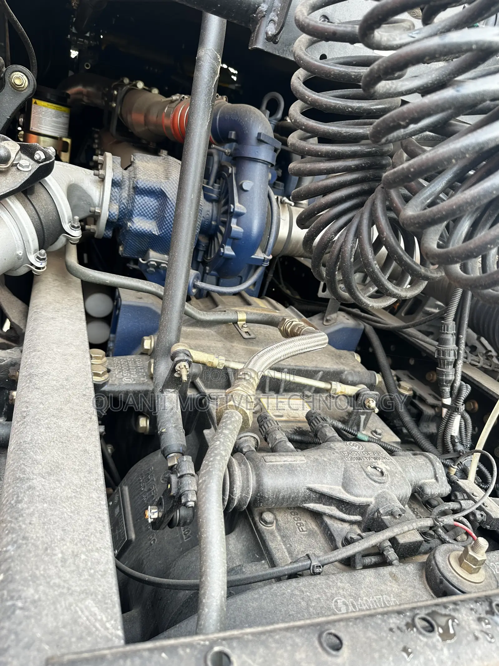 Brand New Shacman Tractor Head