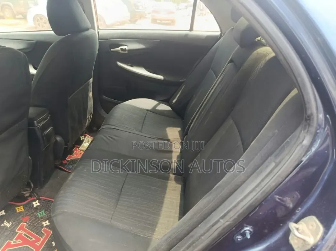 Toyota Corolla 2010 Blue