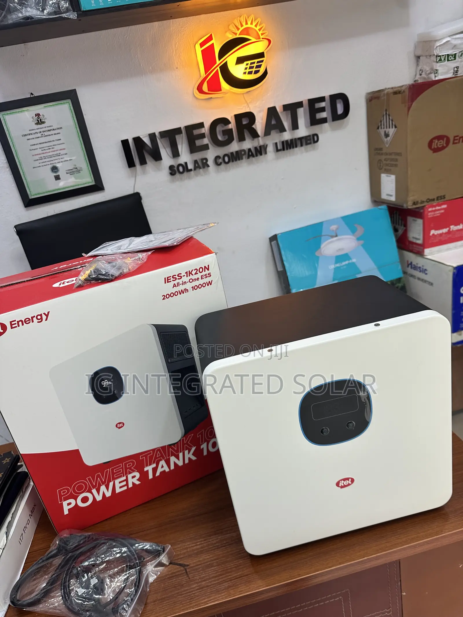 Itel 1000w Solar Generator