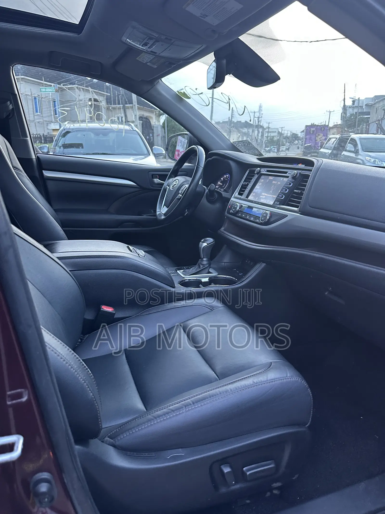 Toyota Highlander XLE 2019 Burgundy